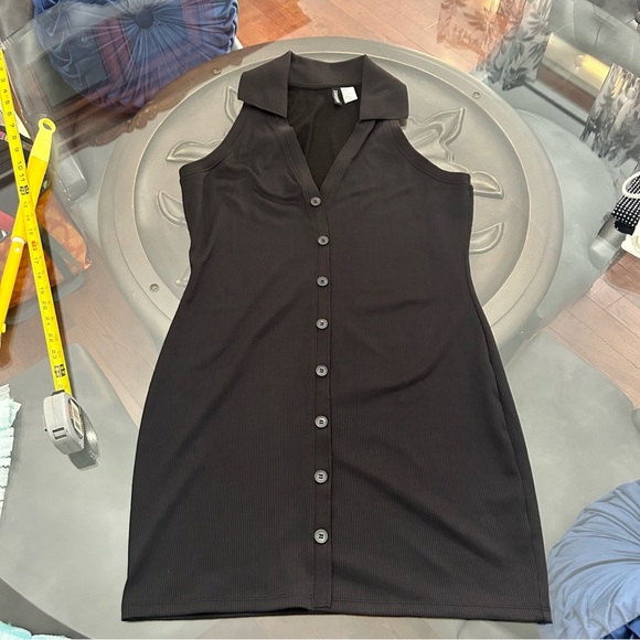 ➕Heavy ribbed jersey Sleeveless Black Button-Up Dress with racer back - Picture 3 of 5